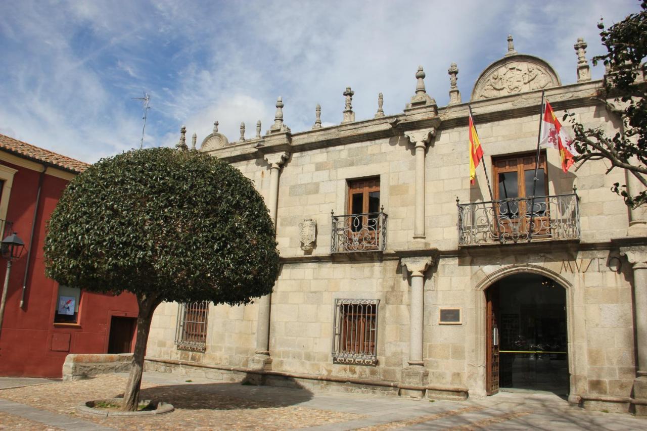 El Museo Apartment Ávila Luaran gambar